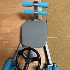 即日引渡、配達🉑定価22000円‼️ 開脚ストレッチャー  股関節 ストレッチ 筋トレ アキレス腱 フィットネス ジム　柔軟 新体操 健康器具　体操教室 体育 スポーツ 自宅 マシン　格闘技 ボクシング キックボクシング 相撲 柔道 空手 剣道　フィットネス　トレーニングの画像