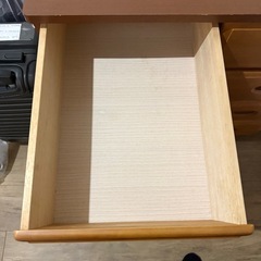 タンス4段4段目が少し固いの画像