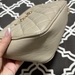 ショルダーバッグの画像