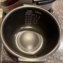 1/25迄に取りに来て下さる方限定！日立　炊飯器の画像