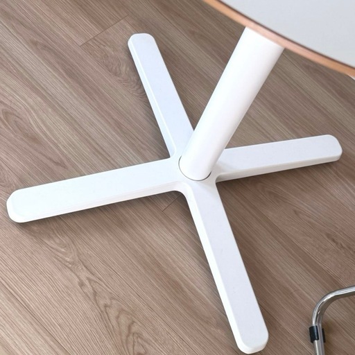 IKEA BILLSTA 美品 丸テーブル カフェテーブル ダイニングテーブル