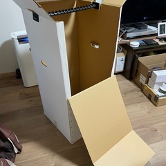 引越し・保管用ハンガーボックス2箱の画像