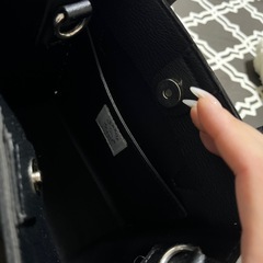 黒ショルダーバッグハンドバッグの画像