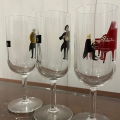 【商談中】音楽隊　グラスの画像