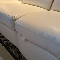 三人掛けソファの画像