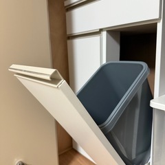 <決まりました>ゴミ箱付きキッチンラックの画像