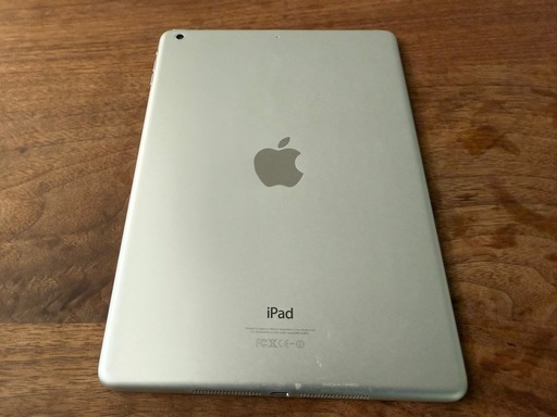 iPad Air 第1世代　Wi-Fiモデル　　