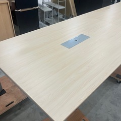 【来店歓迎 】【OF-85】美品 W3600 フリーアドレスデスク ミーティングテーブル 会議テーブル 働き方改革 オペレーション ナチュラル　検)事務机 オフィス チェア　会議 椅子　ロッカー　ミーティングテーブル　応接ソファ 店舗 事務所 什器　書庫 本棚 ラック デスク スチール 美品多数 格安 【中古オフィス家具】の画像