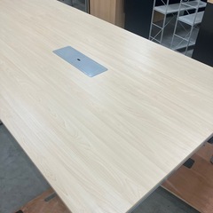 【来店歓迎 】【OF-85】美品 W3600 フリーアドレスデスク ミーティングテーブル 会議テーブル 働き方改革 オペレーション ナチュラル　検)事務机 オフィス チェア　会議 椅子　ロッカー　ミーティングテーブル　応接ソファ 店舗 事務所 什器　書庫 本棚 ラック デスク スチール 美品多数 格安 【中古オフィス家具】の画像