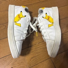 ポケモン　スニーカー　21.5センチの画像