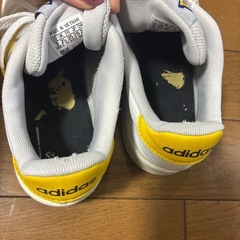 ポケモン　スニーカー　21.5センチの画像