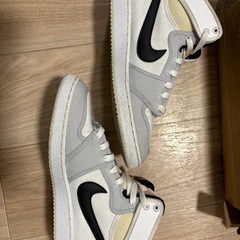 ナイキ AIR JORDAN 1 AJKO White and Blackの画像