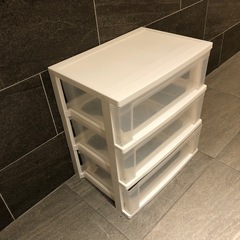 チェスト ワイド 3段 引き出し 幅53×奥行38×高さ59cm ホワイト/クリア　アイリスオーヤマ ワイドチェスト 日本製 の画像