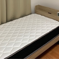 ニトリ シングル 棚付きすのこベッド 　の画像