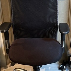 オフィスチェアの画像