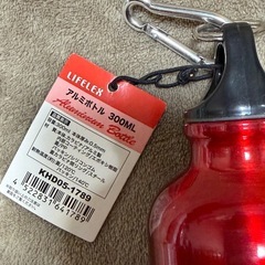 レンジ蒸し器、アルミボトル、製氷皿、他6点の画像