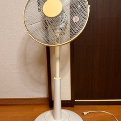 ※受け渡し予定あり【0円／引越し処分】扇風機（2012年製）｜動作OK｜首振り停止不可｜現状渡しの画像