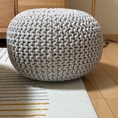 プフ（プーフ）スツールクッションの画像
