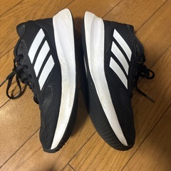 adidas 22センチ　　スニーカーの画像