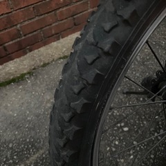 自転車店から出品 /20インチ/折り畳み/前後サスペンション付き /6段変速付き/完全整備済み/品質良好/防犯登録ok の画像