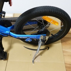ストライダー 14x 屋内保管　スタンド付　ブルーの画像