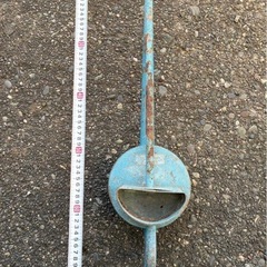 ヴィンテージ 錆びたブリキじょうろの画像