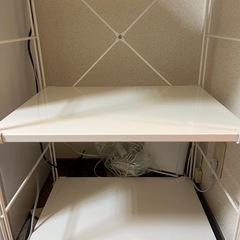 ホワイトのスチールラック(無印良品製品)の画像