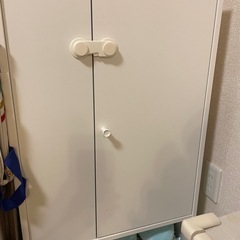 IKEA 収納棚
の画像