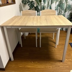 ダイニングテーブルセットの画像