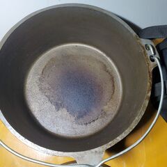 ダッチオーブン キャンプ アウトドアの画像