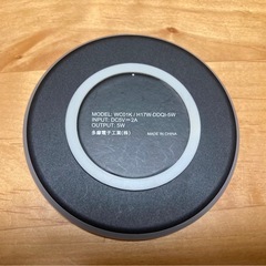 ワイヤレス充電器 5W ブラックの画像