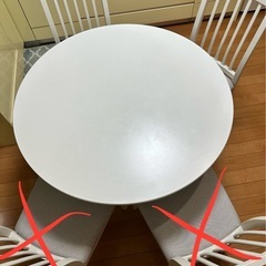 IKEA ダイニングセット(テーブル DOCKSTA ドクスタ/ イス EKEDALEN エーケダーレン)の画像