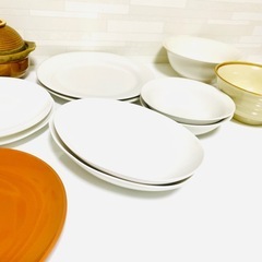 シンプル　色々なサイズの食器　丼物　14点の画像