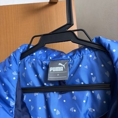 プーマベンチコートの画像