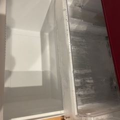 AQUA  冷蔵庫　ワインレッド系の画像