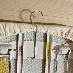 【美品】折りたたみ式アイロン台の画像