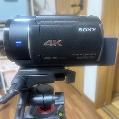 ソニーのデジタル4Kビデオカメラ「Handycam FDR-AX40セット
の画像