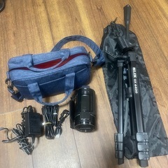 ソニーのデジタル4Kビデオカメラ「Handycam FDR-AX40セット
の画像