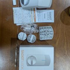 【白】スマートフォンを利用してドアの施錠・解錠が行えるスマートロック。「SADIOT LOCK2」本体です。の画像