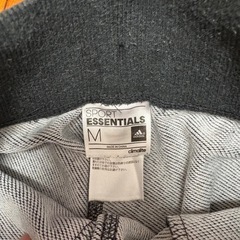 adidas  スウェット  Mサイズ
の画像