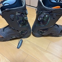 バートンブーツ　28.5スノボー　迷彩の画像