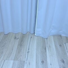 遮光カーテン 薄いグレイ 180×205cm 2枚セット  ロング丈 バルコニー側用 洗える の画像