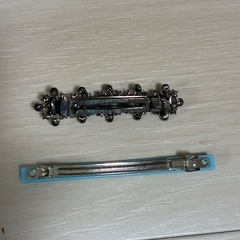 (クリスマスプレゼントに)ポーチ、ヘアクリップの画像