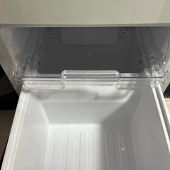 SHARP  シャープ　冷蔵庫　SJ-D18H-W　の画像