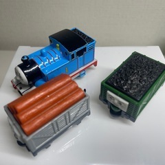 トーマストミカの画像