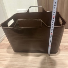 【無料】かご　カゴ　茶色の画像