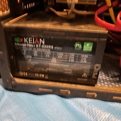 PCケース2台＋パーツいろいろの画像