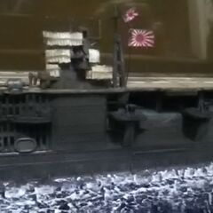 中古品 　模型　航空母艦　空母　魚雷や爆弾の攻撃をうける赤城　ケース付き　ジオラマの画像