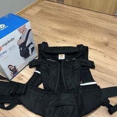 【取引中】23日13時　エルゴベビー　抱っこ紐（黒）の画像