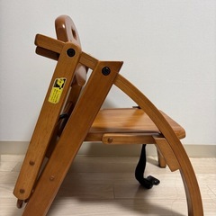 大和屋 すくすくローチェア テーブル付きの画像